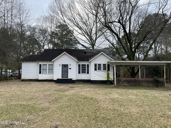 267 W Leavell Woods Dr, Jackson, MS 39212