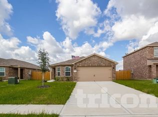 2417 Regatta Ln, La Marque, TX 77568