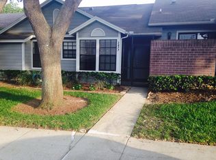 2477 Bentley Dr, Palm Harbor, FL 34684
