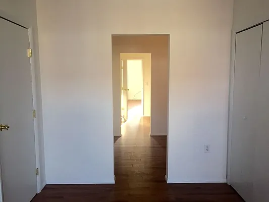 Rented by MNS | media 25