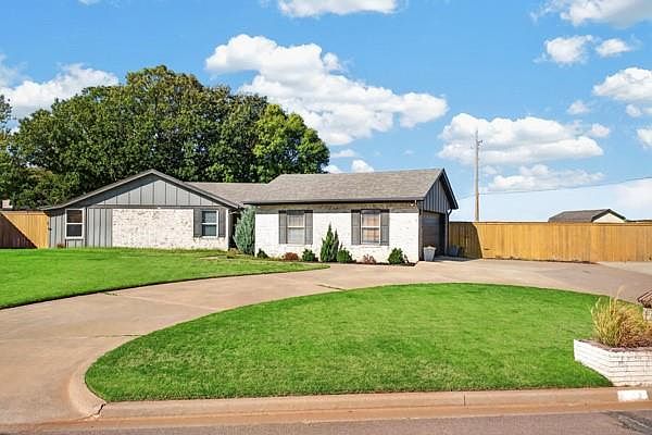 1st image of 1009 Bowman Ave
