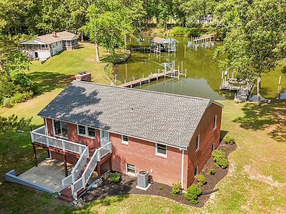 2nd image of 279 Harbor Dr