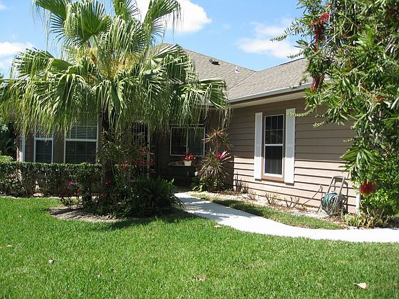 2nd image of 1921 S Garden Grove Cir