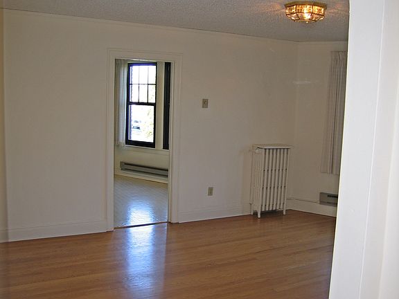 5th image of 2815 Boylston Ave E APT 308