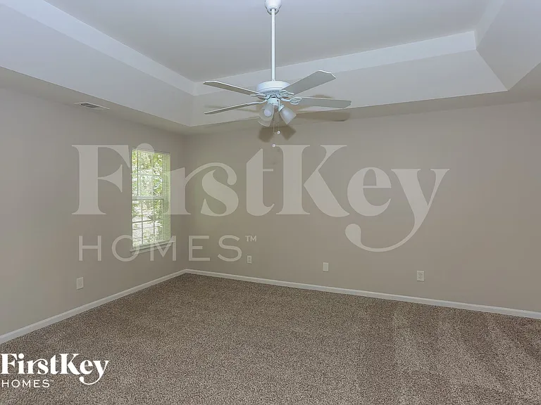 8605 Royal Bluff Dr — Photo 8