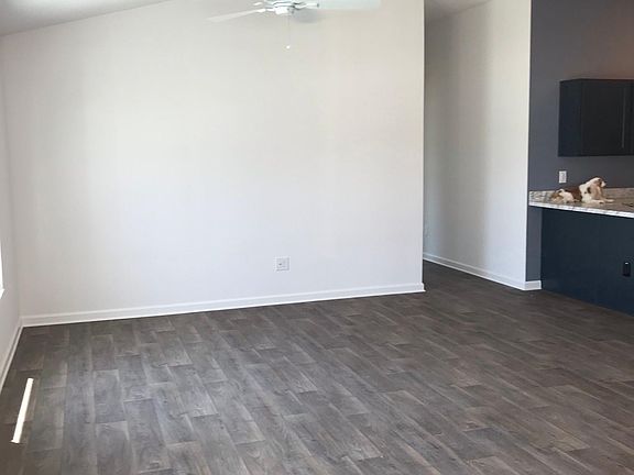 3rd image of 526 Kimberly St