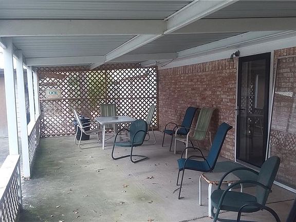 4th image of 106 Sand Oak Dr