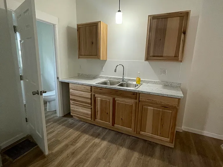1419 Scott St — Photo 5