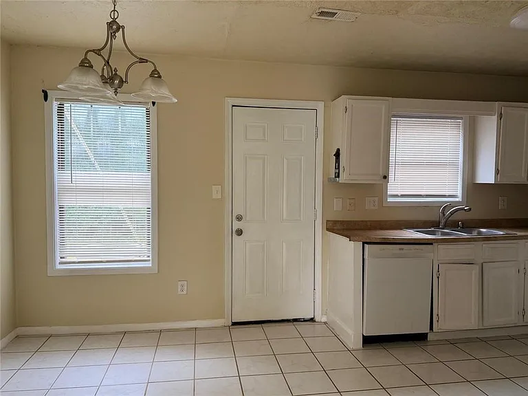 61 Caboose Ct — Photo 9