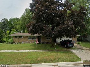 901 Sunset Dr, Tecumseh, MI 49286