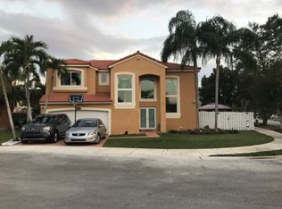 15646 SW 97th Ter, Miami, FL 33196