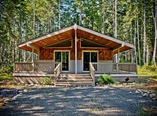 21 N Dennie Pl, Hoodsport, WA 98548