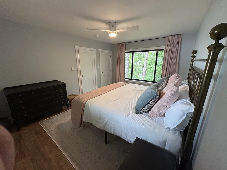 476 Strawberry Ln — Photo 11
