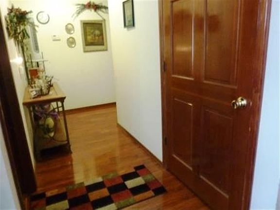 3rd image of 4403 Desert Plateau Dr