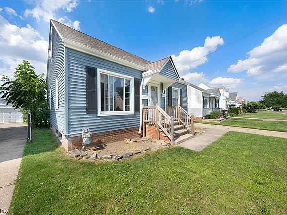 4th image of 8006 Chesterfield Ave
