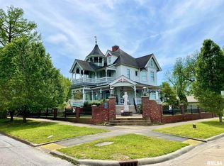 200 E 3rd St, Metropolis, IL 62960