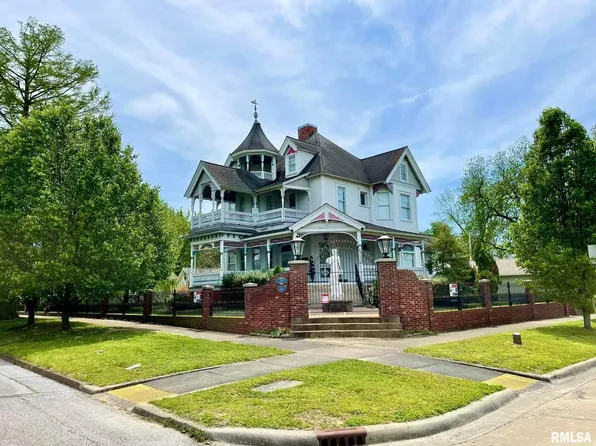 200 E 3rd St, Metropolis, IL 62960