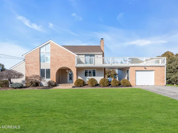 9 Cove Road W, Bayville, NJ 08721