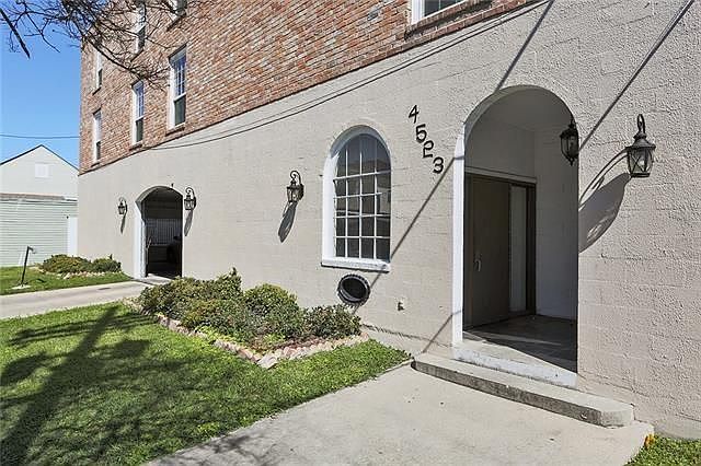 1st image of 4523 Cleveland Ave APT B3