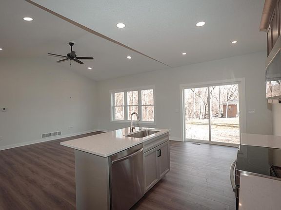 4th image of 34524 Fishman ROAD