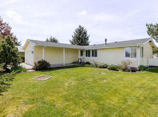1645 NE 6th St, Redmond, OR 97756