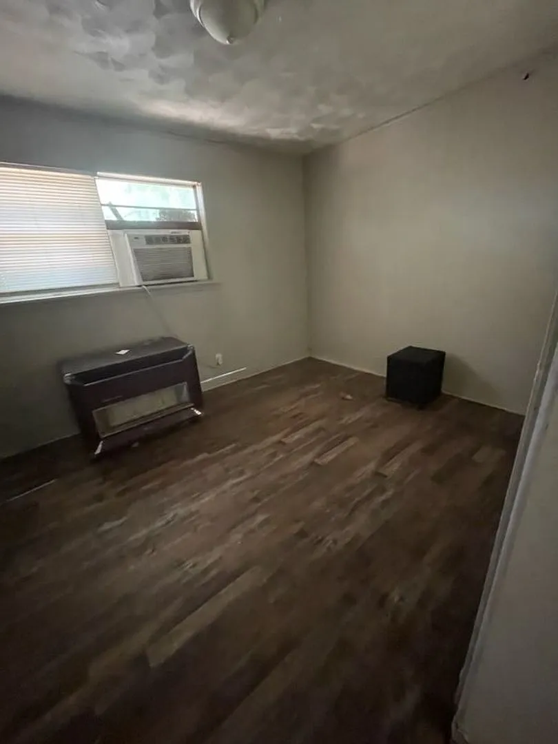 144 Anthony — Photo 3