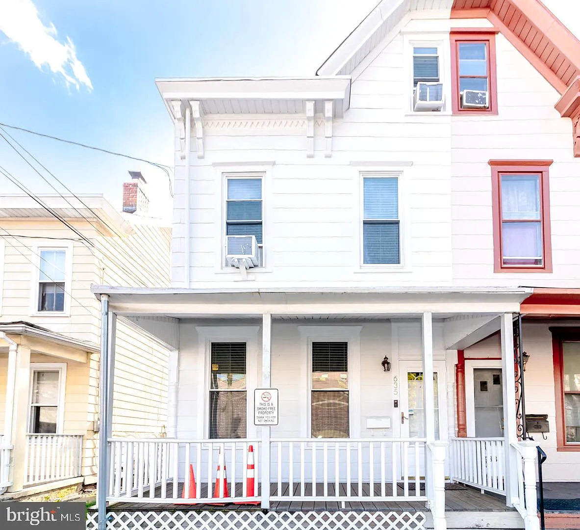 4 bed, 1312 sqft, $2,500 — Photo 1