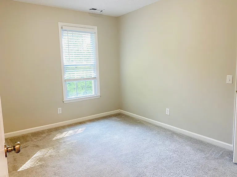 1705 Waterclose Ct — Photo 28