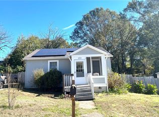 103 S Laurel St, Walhalla, SC 29691