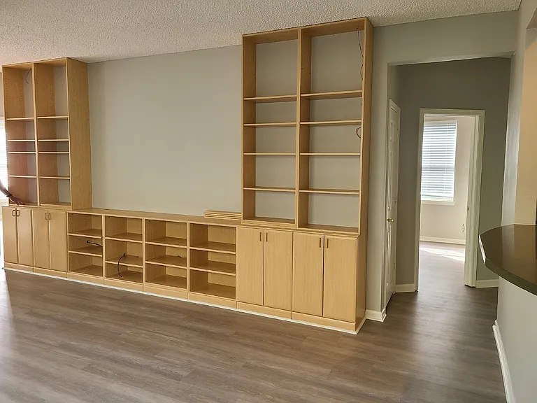 565 Colonel Thomas Heyward Rd — Photo 4