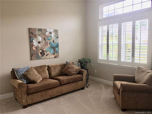 3rd image of 2098 Argentum Ave