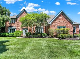 5564 Dover Dr, Carmel, IN 46033