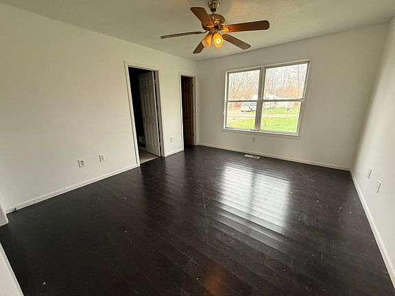 5th image of 323 South St