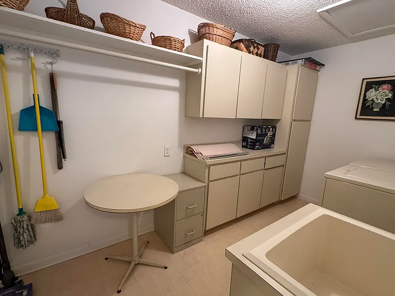 801 Sabal Ridge Cir #H — Photo 36