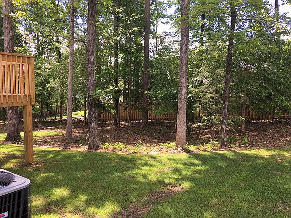 4th image of 306 Dolly Horn Ln