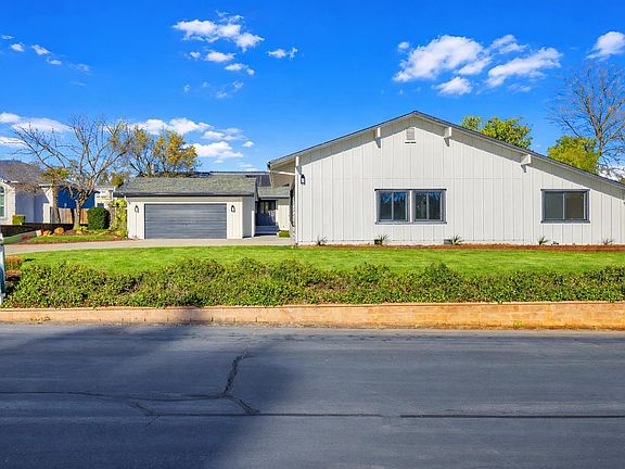 3rd image of 3053 Boeing Rd