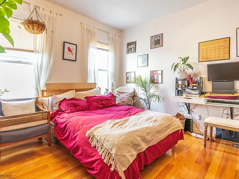 66 Brooks St #4 — Photo 7