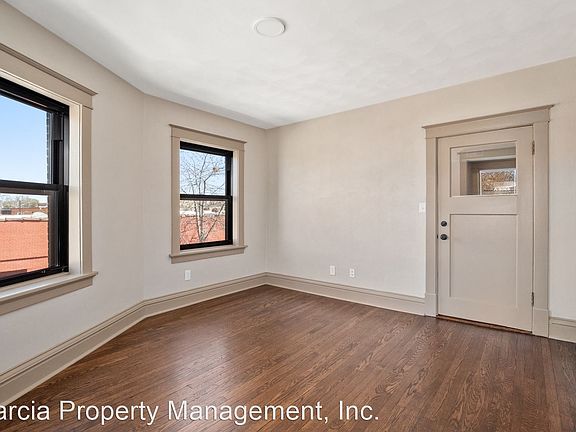 4th image of 3701 S Kingshighway Blvd #4908