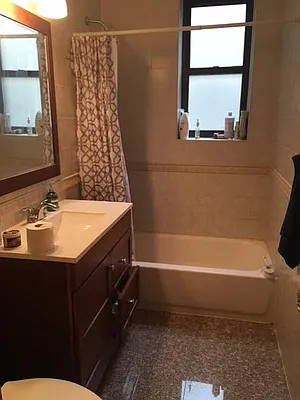 Rented by U2Apartment LLC | media 24