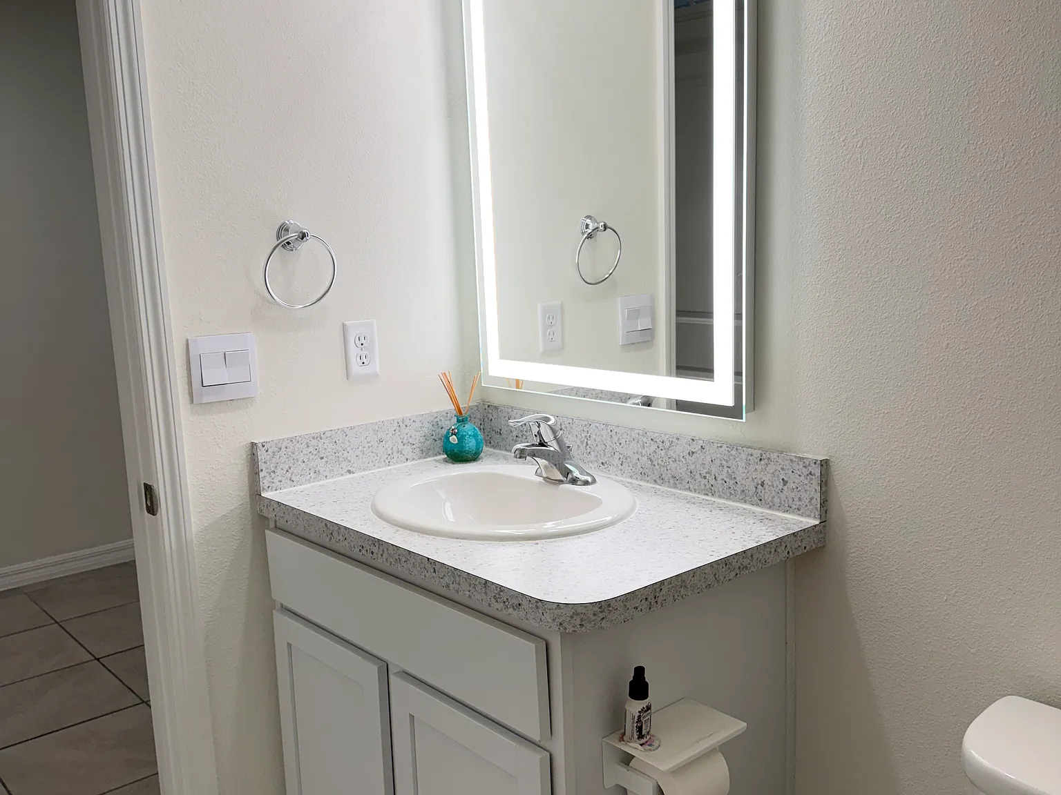 4 bed, 1846 sqft, $3,000 — Photo 4
