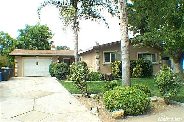 7415 Autumn Ave photo 1