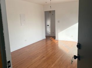 4423 Eberly Ave APT 1A, Brookfield, IL 60513
