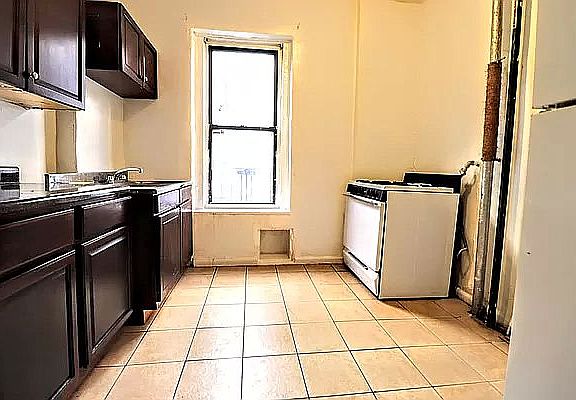 4th image of 286 Fort Washington Ave APT 4F
