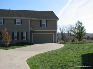 5207 Woodland Dr, Shawnee, KS 66218
