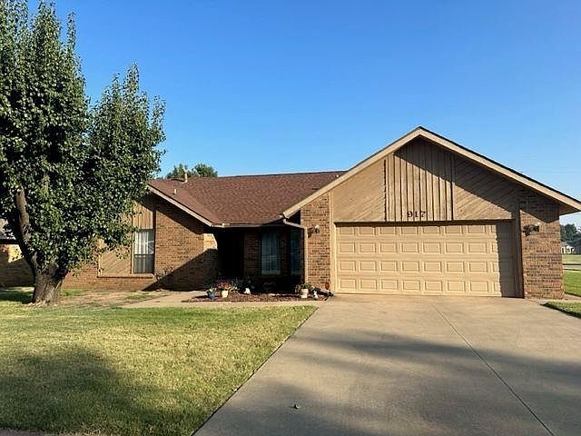 1st image of 917 Brentwood Dr