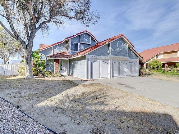 2nd image of 1723 Deanna Way