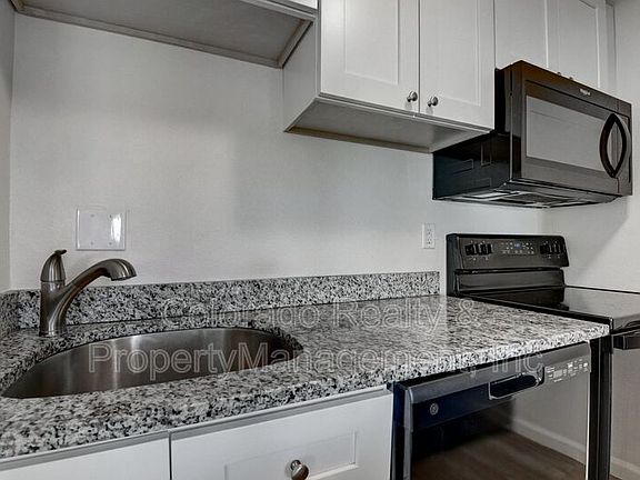 3rd image of 1260 Wolff St APT 5