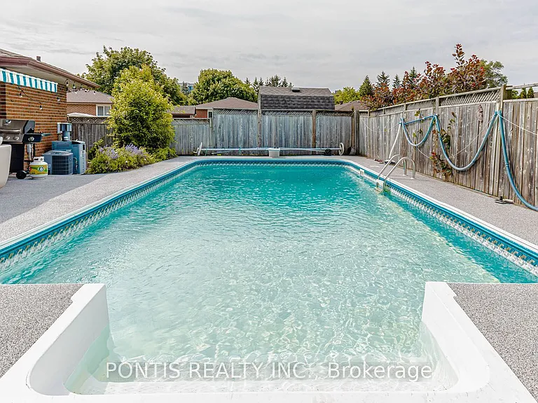 56 Greenbrier Rd — Photo 25