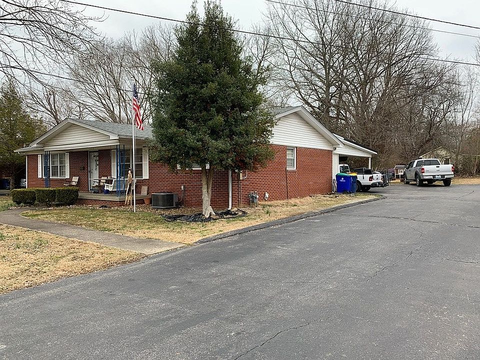 2nd image of 711 Peveler Dr