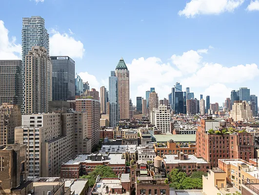 Sold by Compass | media 8